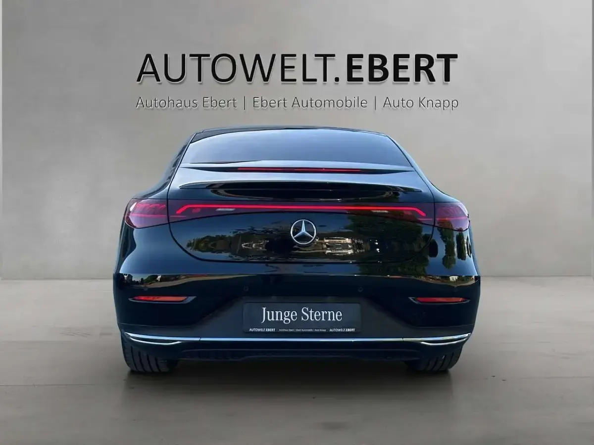 Gebraucht Mercedes EQE300 180 kW (245 PS) 2022 Schwarz Limousine