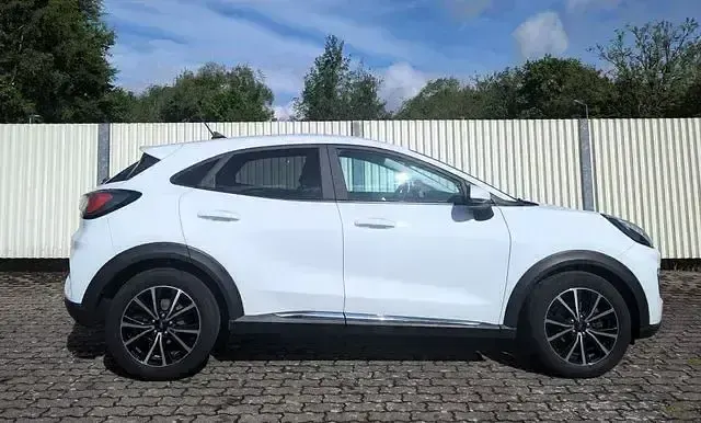 Gebraucht Ford Puma Titanium 125 PS (91 kW) 2022 Weiß SUV