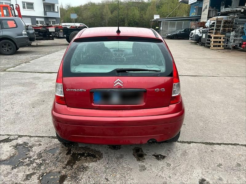 Gebraucht Citroën C3 74 PS (54 kW) 2006 Rot Kleinwagen