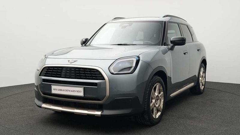 Grün Gebraucht 2025 Mini Countryman Favoured SUV | 37.134 € (Fairer Preis) - Bild 1/4