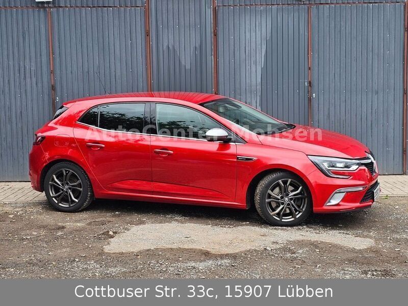 Gebraucht Renault Mégane IV GT 205 PS (150 kW) 2017 Rot Limousine