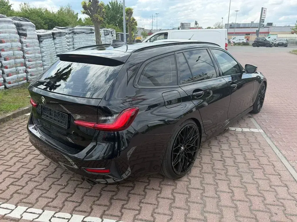 Gebraucht BMW 320 M Sport 190 PS (139 kW) 2020 Schwarz Kombi
