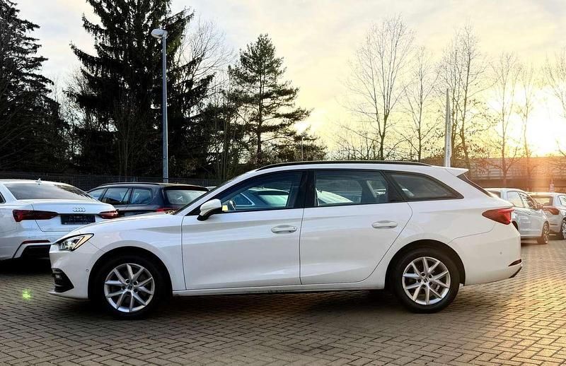 Gebraucht Seat Leon Style 150 PS (110 kW) 2022 "candy" weiss Kombi