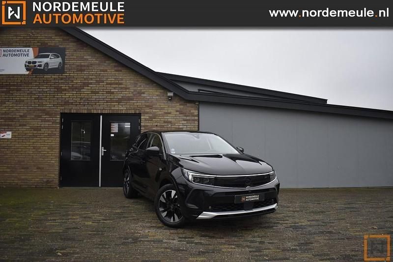 Schwarz Gebraucht 2022 Opel Grandland X Elegance SUV | 9.900 € (Superpreis) - Bild 1/4