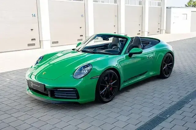 Gebraucht Porsche 911 Carrera 4S Cabriolet 450 PS (330 kW) 2021 Grün Cabrio