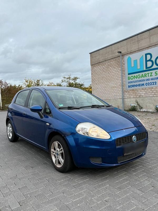 Blau Gebraucht 2005 Fiat Grande Punto Dynamic Kleinwagen | 1.850 € (Fairer Preis) - Bild 1/4