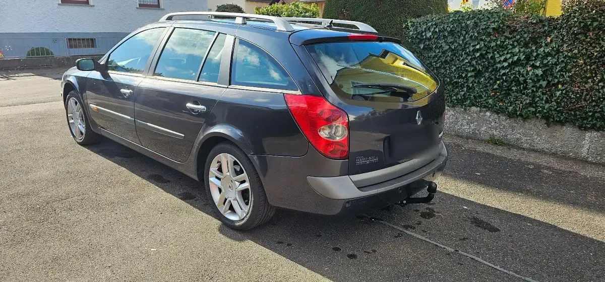 Gebraucht Renault Laguna II 150 PS (110 kW) 2005 Blau Kombi