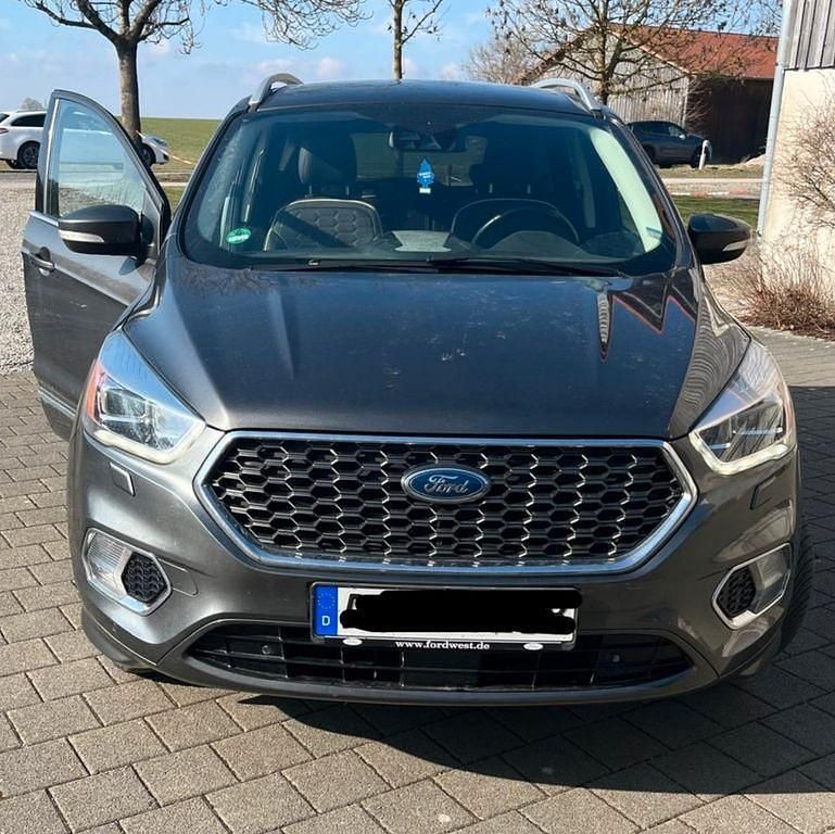 Gebraucht Ford Kuga Vignale 179 PS (131 kW) 2017 Grau SUV
