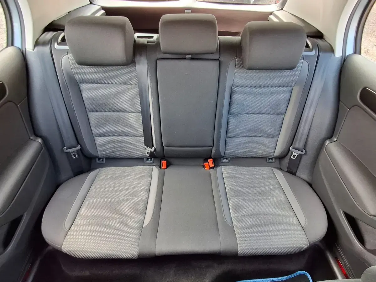 Gebraucht VW Golf VI Comfortline 122 PS (89 kW) 2009 Blau Kleinwagen