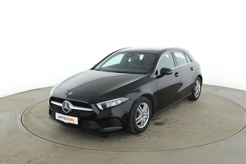 Gebraucht Mercedes A200 Progressive 150 PS (110 kW) 2021 Limousine