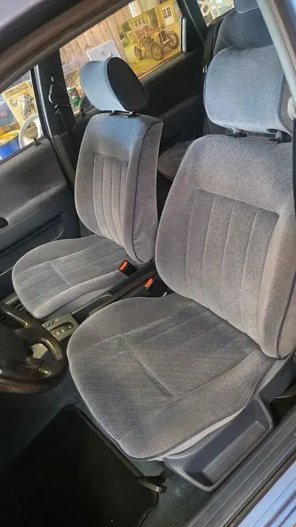 Gebraucht VW Passat 90 PS (66 kW) 1993 Blau Limousine