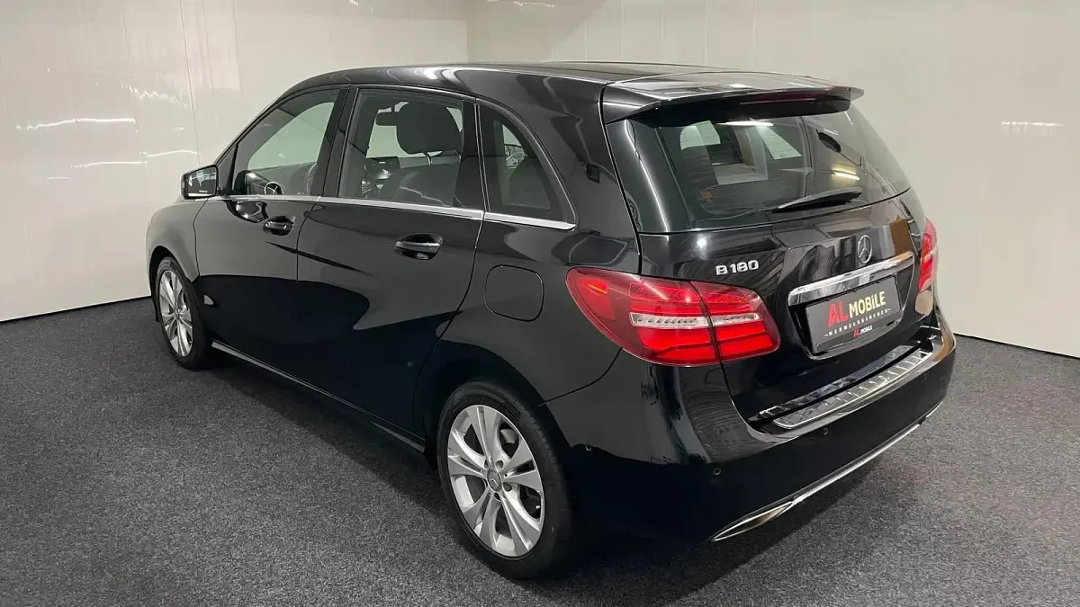 Brugt Mercedes B180 122 HK (89 kW) 2016 Sort MPV