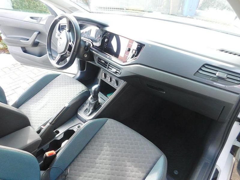 Gebraucht VW Polo IQ Drive 95 PS (69 kW) 2019 Weiß Kleinwagen