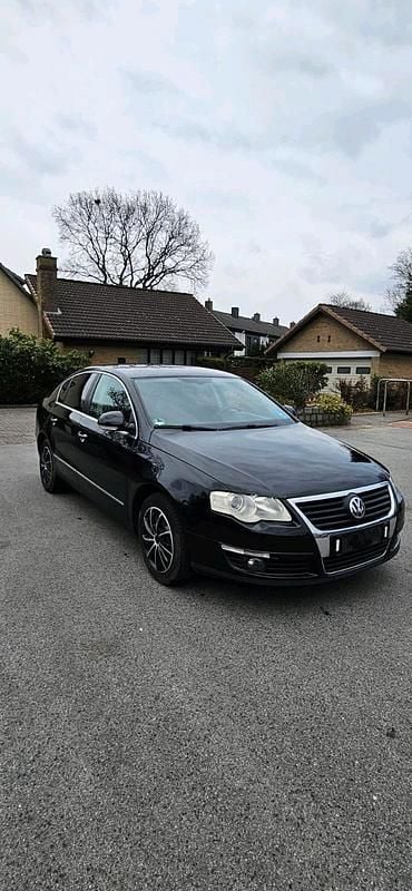 Gebraucht VW Passat 116 PS (85 kW) 2006 Schwarz Limousine