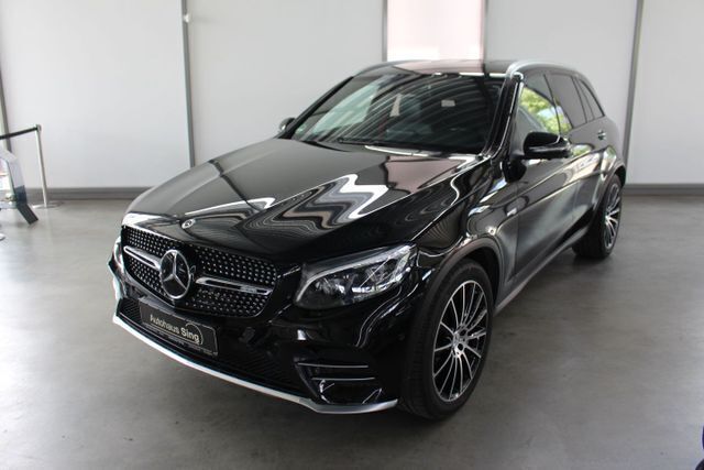 Schwarz Gebraucht 2018 Mercedes GLC43 AMG AMG SUV | 39.900 € (Fairer Preis) - Bild 1/4