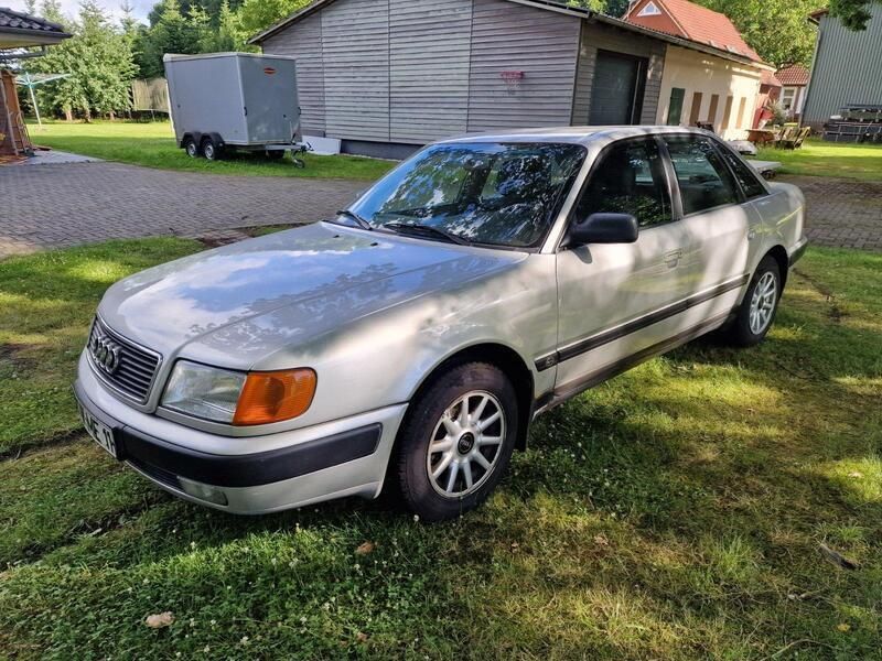 Silber Gebraucht 1991 Audi 100 Limousine | 1.000 € - Bild 1/4