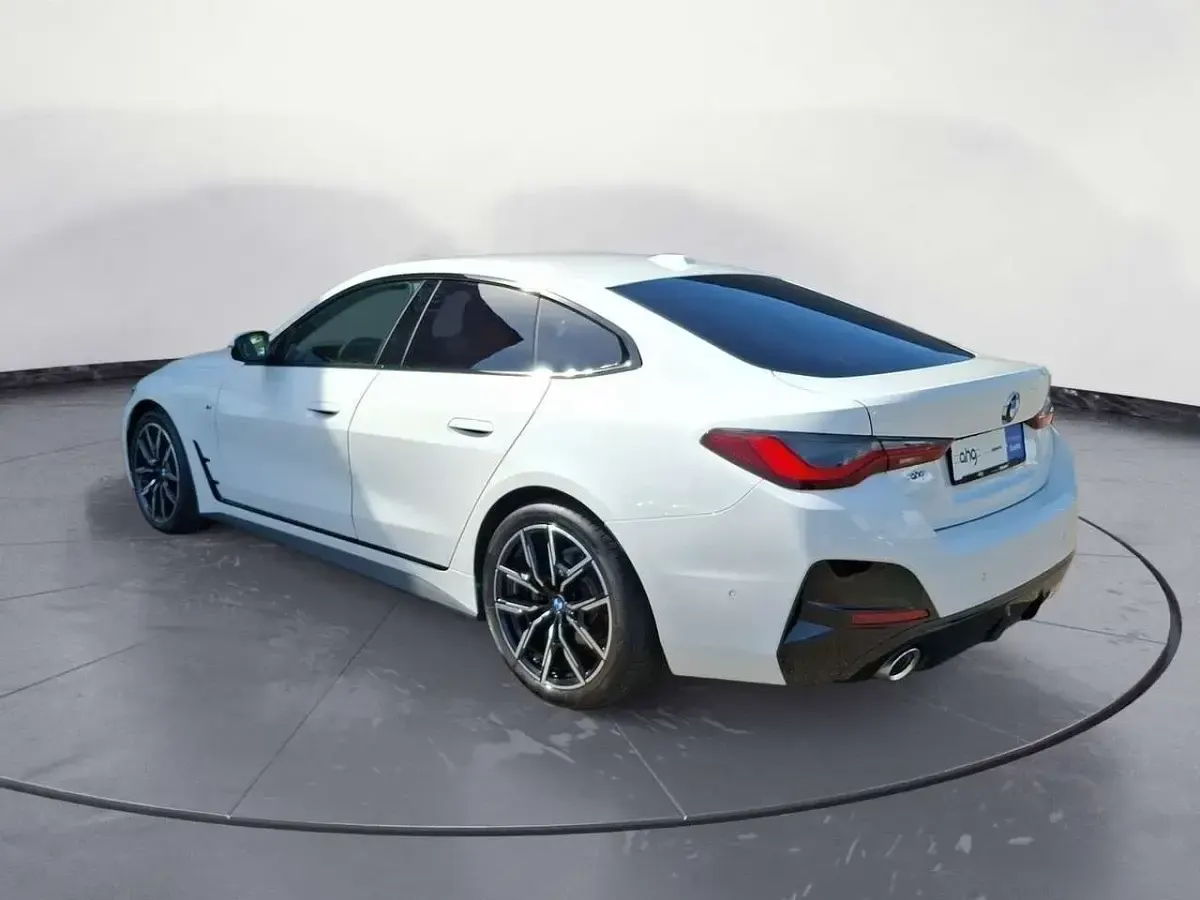 Gebraucht BMW 420 Coupé M Sport 190 PS (139 kW) 2025 Alpinweiss 3 Coupé