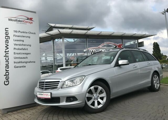 Silber metallic Gebraucht 2008 Mercedes C180 Kombi | 11.490 € (Teuer) - Bild 1/4
