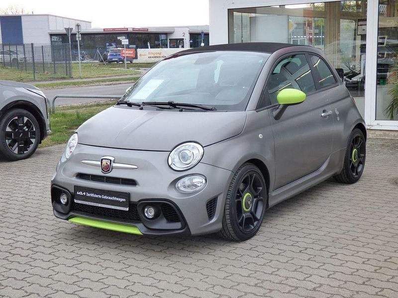 Gebraucht Abarth 595C Pista 160 PS (117 kW) 2019 Colore esterno (asphalt grau) Cabrio