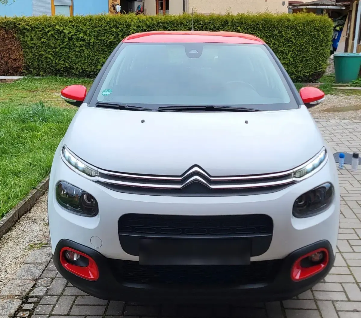 Gebraucht Citroën C3 Feel 82 PS (60 kW) 2018 Weiß Kleinwagen