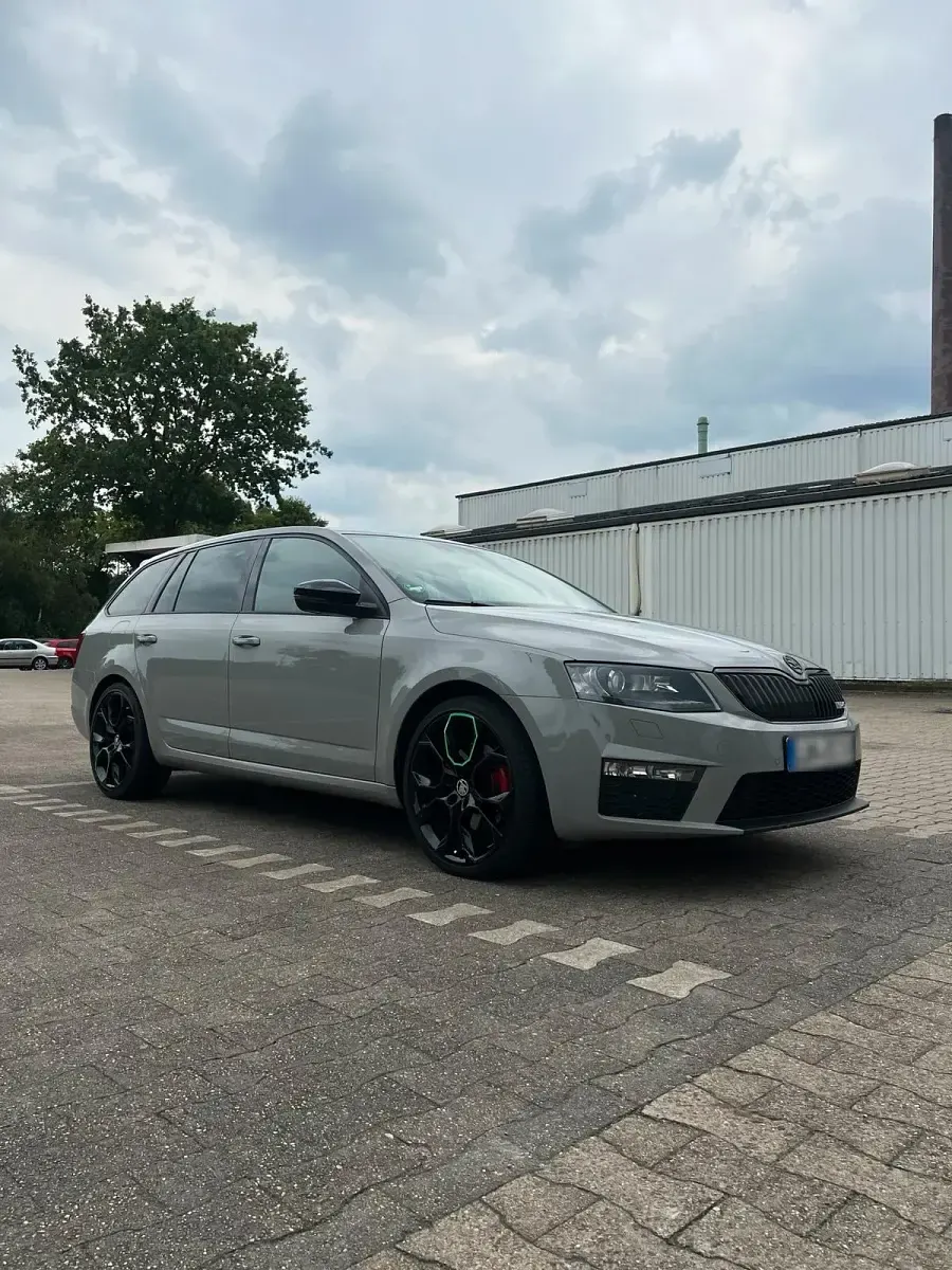 Gebraucht Skoda Octavia vRS 184 PS (135 kW) 2016 Grau Kombi