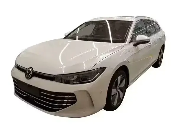 Gebraucht VW Passat Elegance 204 PS (150 kW) 2025 Kombi