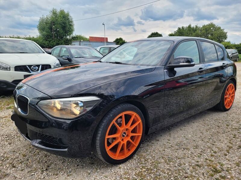 Schwarz Gebraucht 2012 BMW 116 Kleinwagen | 5.500 € (Guter Preis) - Bild 1/4