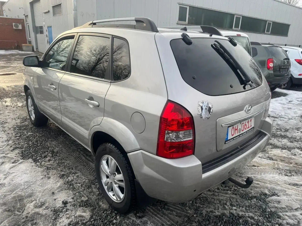 Gebraucht Hyundai Tucson GLS 175 PS (128 kW) 2008 Silber SUV