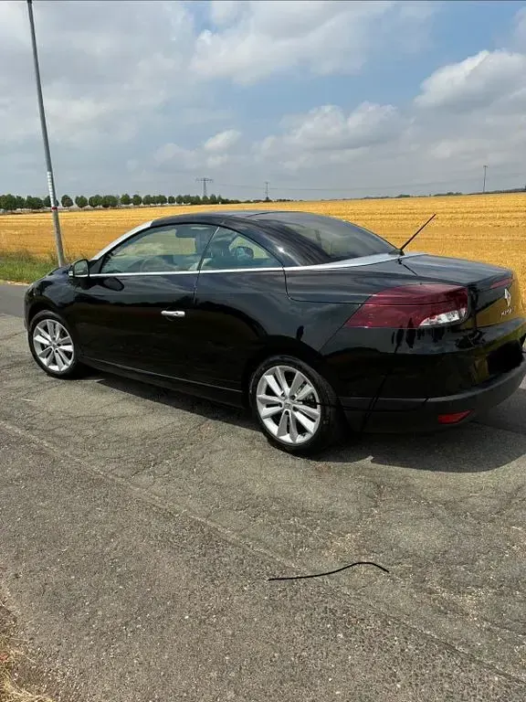 Gebraucht Renault Mégane Cabriolet Dynamique 131 PS (96 kW) 2011 Schwarz Cabrio