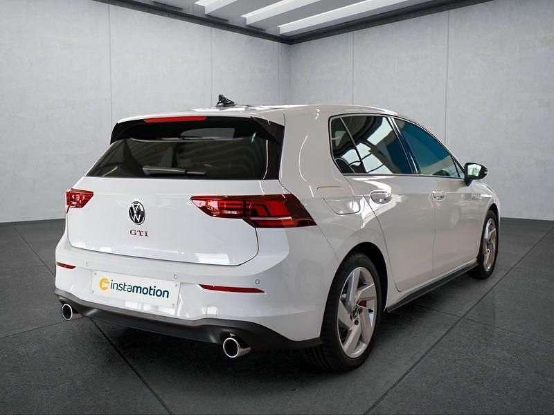 Gebraucht VW Golf VIII 265 PS (194 kW) 2025 Weiß Kleinwagen