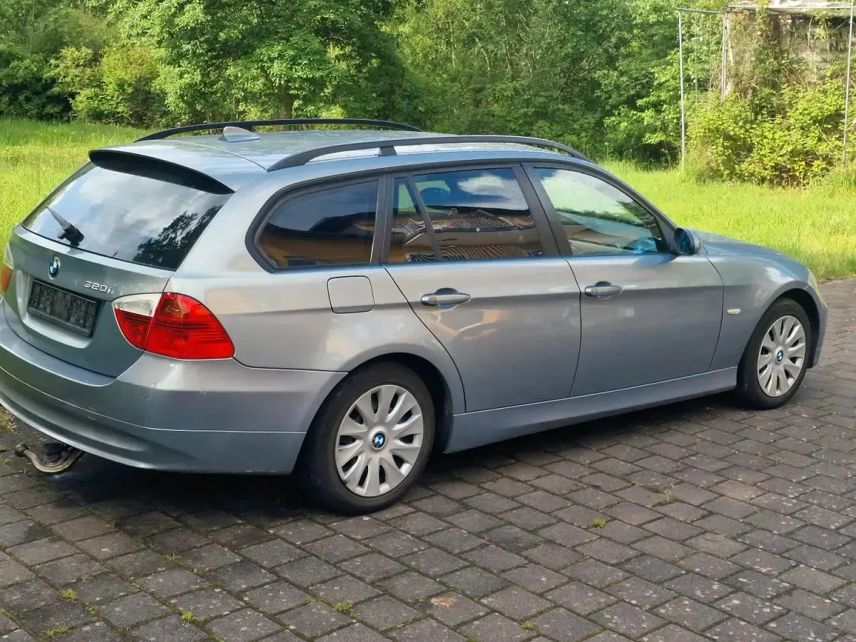 Brugt BMW 320 150 HK (110 kW) 2005 Grå Stationcar
