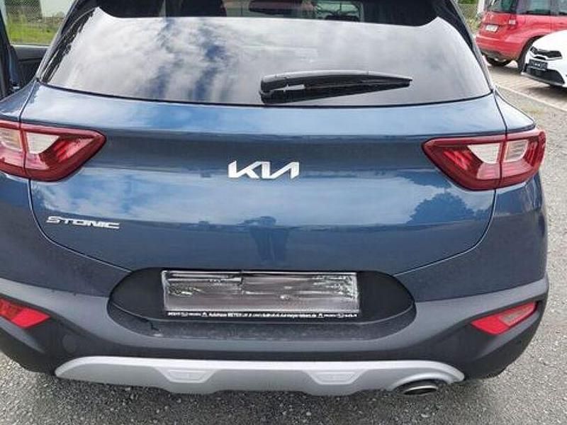Gebraucht Kia Stonic 120 PS (88 kW) 2023 Denimblau metallic (metallic) SUV