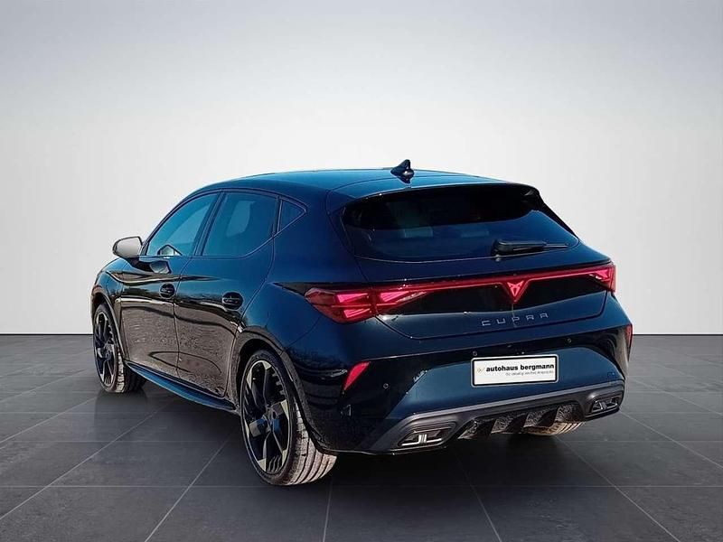 Neu Cupra Leon 204 PS (150 kW) 2026 Schwarz Limousine