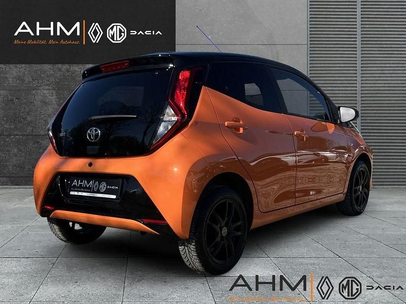 Gebraucht Toyota Aygo X-cite 72 PS (52 kW) 2019 Orange Kleinwagen