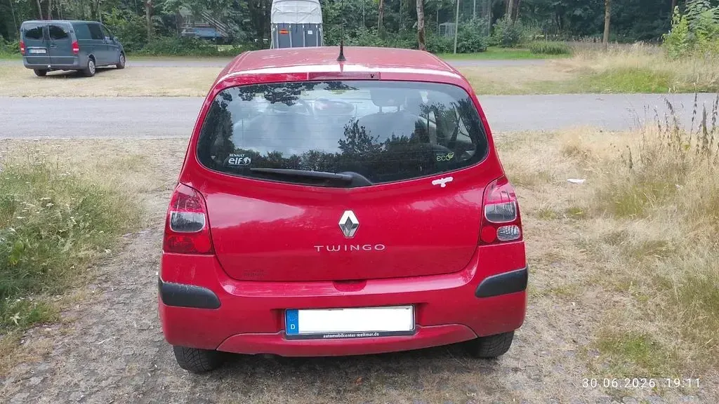 Gebraucht Renault Twingo Authentique 58 PS (42 kW) 2007 Rot Kleinwagen