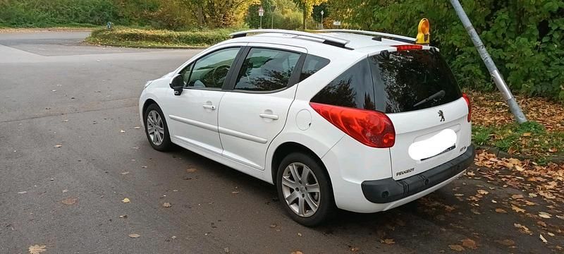 Weiß Gebraucht 2008 Peugeot 207 Kombi | 1.230 € (Superpreis) - Bild 1/4