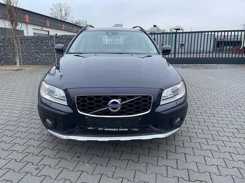Gebraucht Volvo XC70 Linje Svart 220 PS (161 kW) 2016 Blau Kombi