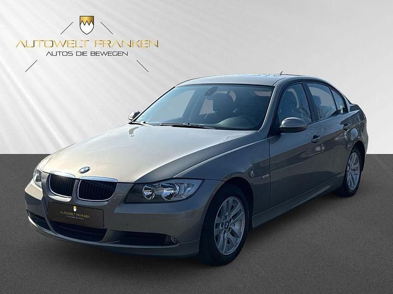 Gebraucht BMW 318 Advantage 143 PS (105 kW) 2008 Gold Limousine