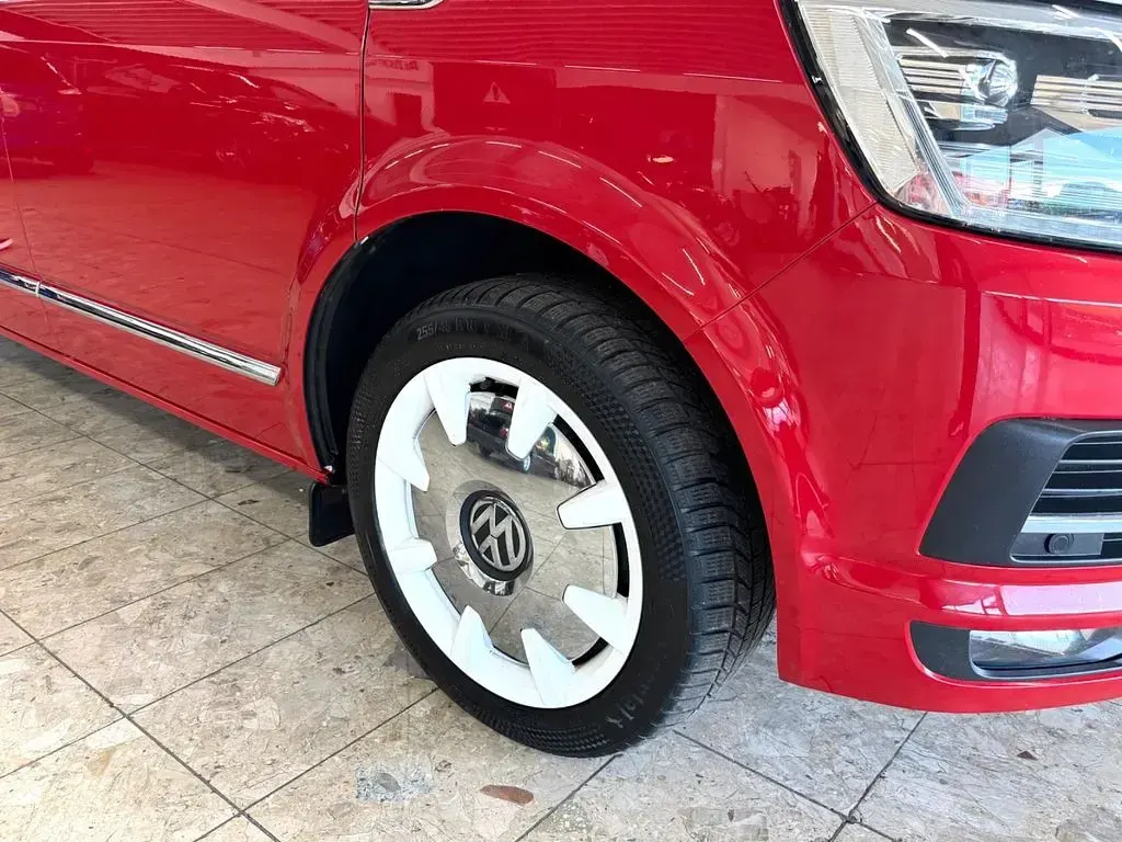 Gebraucht VW Multivan Generation Six 204 PS (150 kW) 2016 Rot Van / Kleinbus