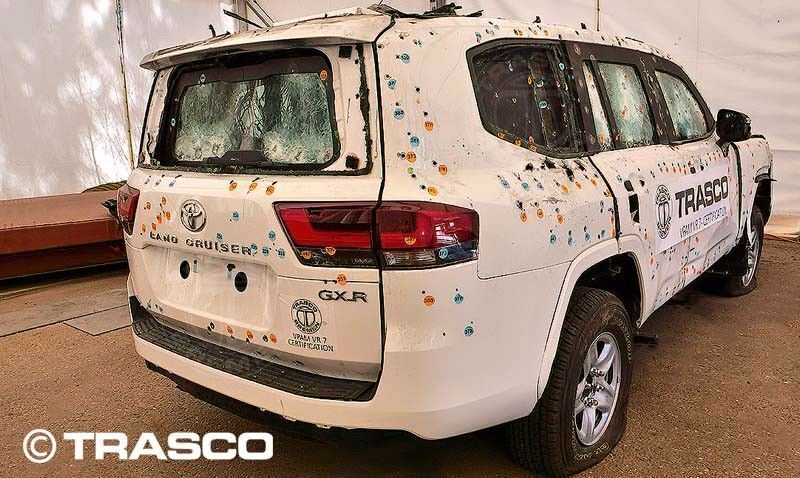 Gebraucht Toyota Land Cruiser 415 PS (305 kW) 2022 White pearl SUV