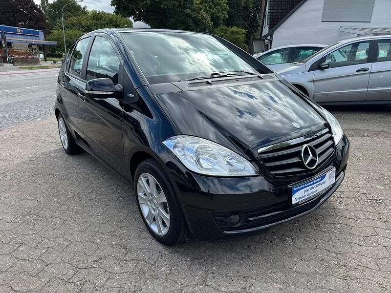 Gebraucht Mercedes A160 95 PS (69 kW) 2010 Schwarz Kleinwagen
