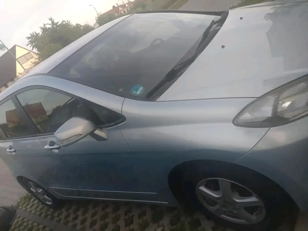 Gebraucht Honda FR-V 140 PS (102 kW) 2009 Silber Van / Kleinbus