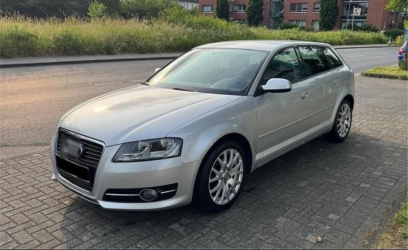 Gebraucht Audi A3 105 PS (77 kW) 2010 Grau Kleinwagen