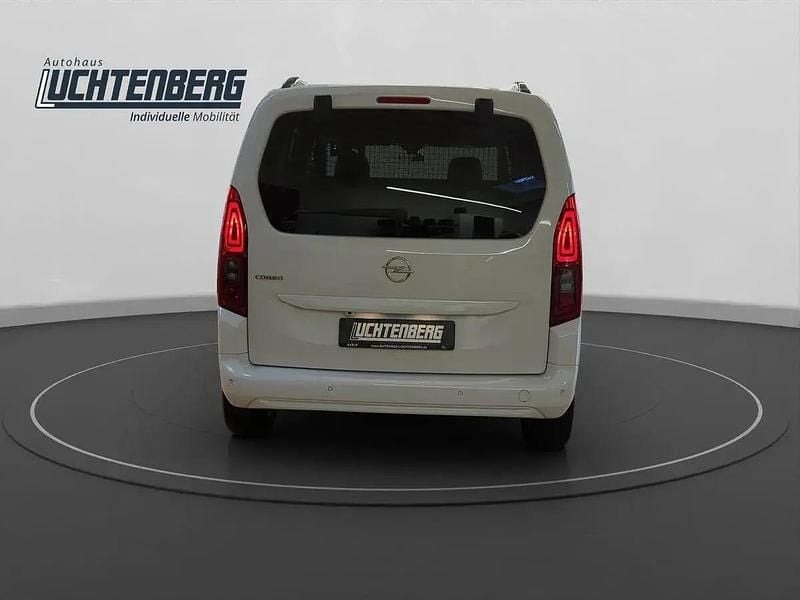 Gebraucht Opel Combo Life Ultimate 131 PS (96 kW) 2023 Andere Van / Kleinbus