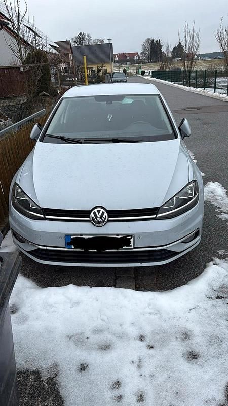 Gebraucht VW Golf VII 150 PS (110 kW) 2017 Weiß Kleinwagen