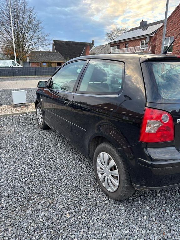 Gebraucht VW Polo 54 PS (39 kW) 2004 Schwarz Kleinwagen