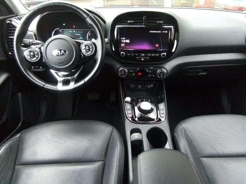 Gebraucht Kia Soul EV Spirit 150 kW (204 PS) 2021 Snow white pearl SUV