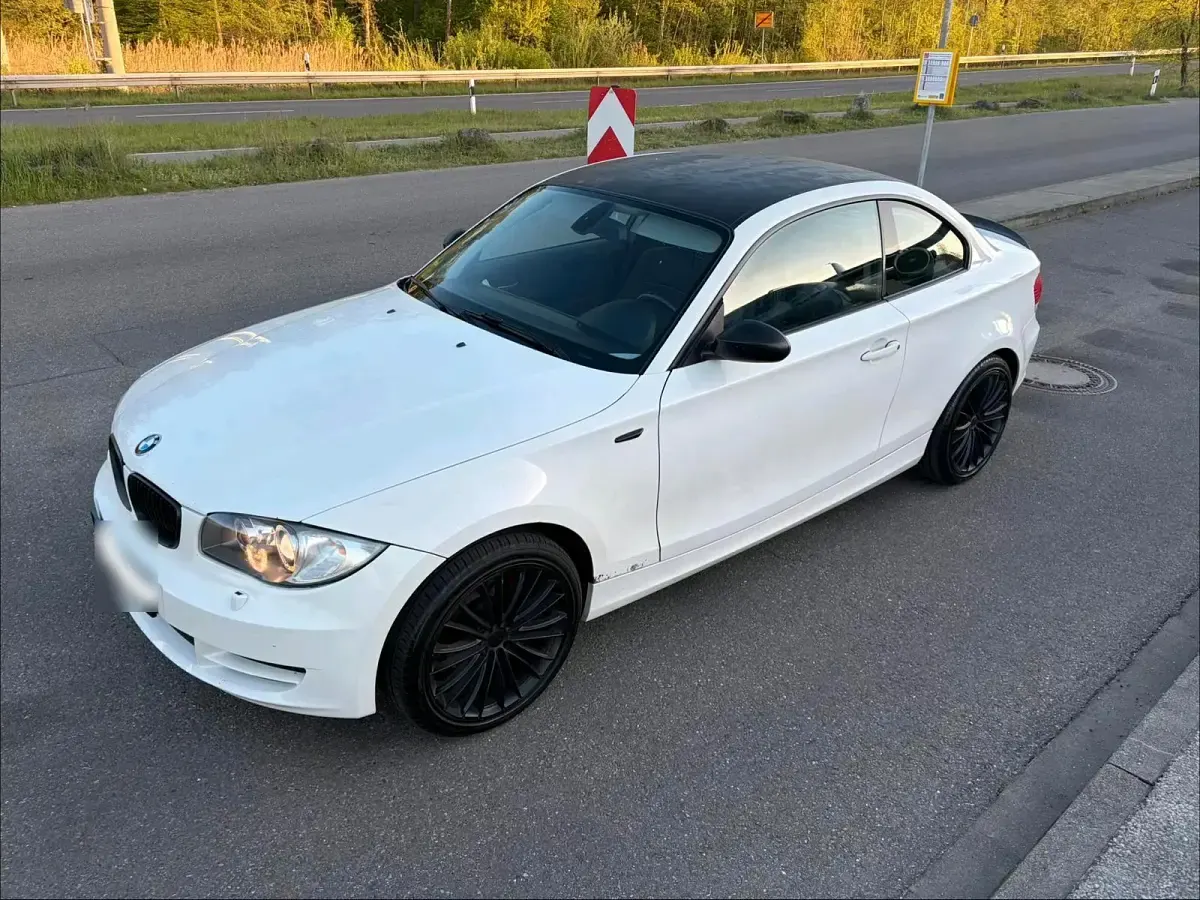 Gebraucht BMW 120 Coupé Performance 177 PS (130 kW) 2009 Weiß Coupé