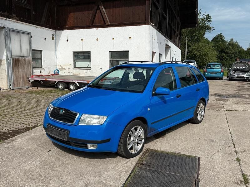 Blau Gebraucht 2003 Skoda Fabia Kombi | 999 € (Fairer Preis) - Bild 1/4