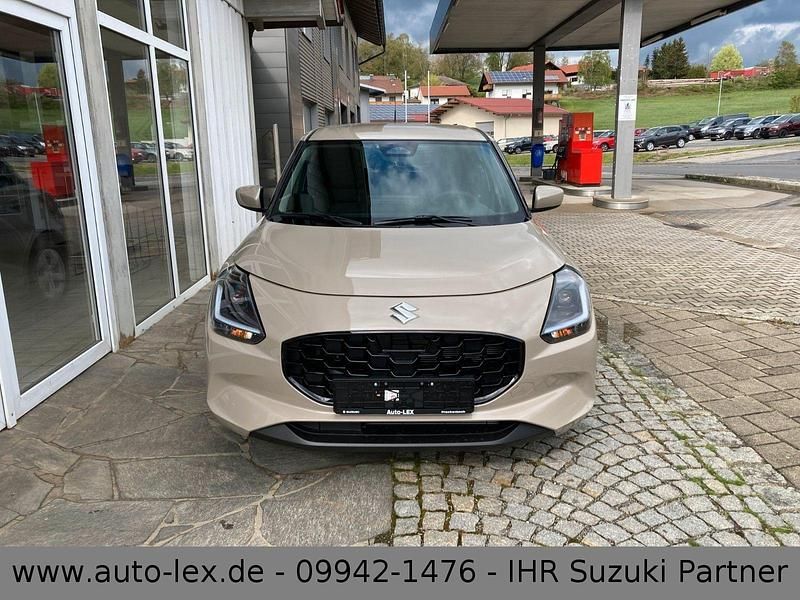 Gebraucht Suzuki Swift Comfort 83 PS (61 kW) 2024 Beige Kleinwagen